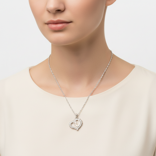 Collier en argent pour femme avec lettre U et cœur