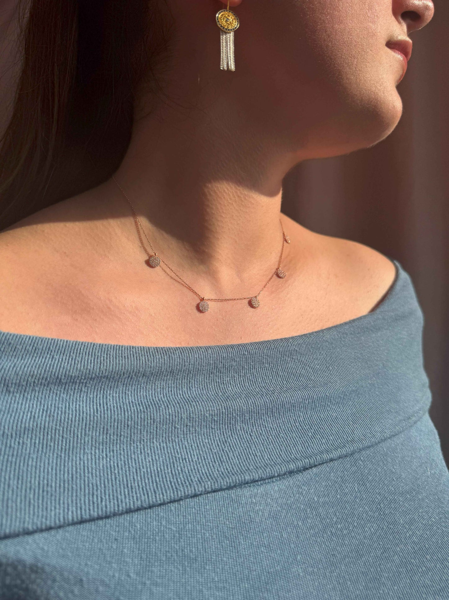 5 White Circle Silver Necklace