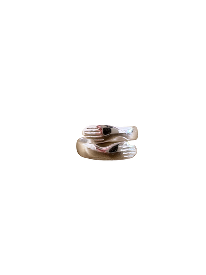 Bague en argent mains jointes