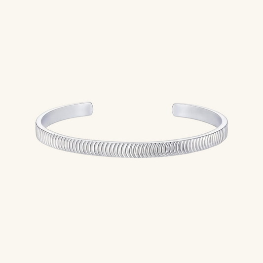 Minimalistischer 5mm C-Cuff Armreif