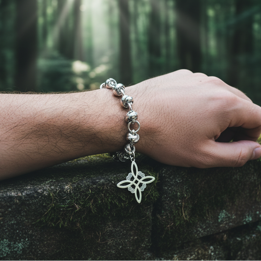 Keltisches Knoten-Schutzamulett-Armband