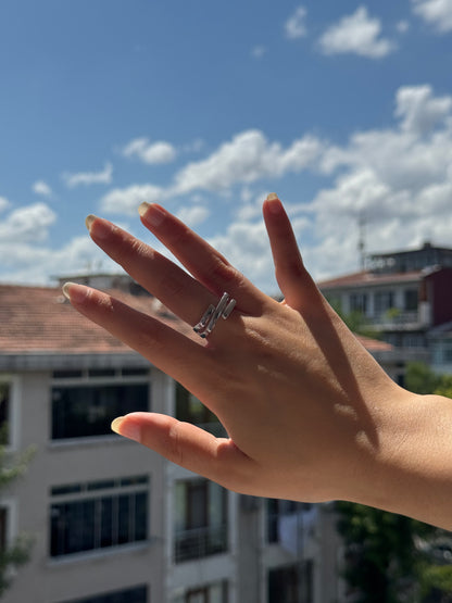 Bague en argent à double torsion