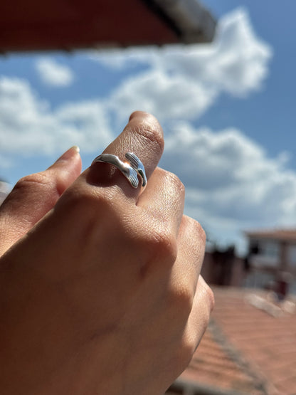 Bague en argent mains jointes