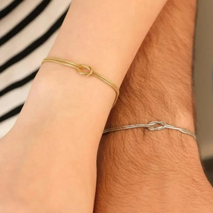 Infinity Love Knot Armband und Halskette