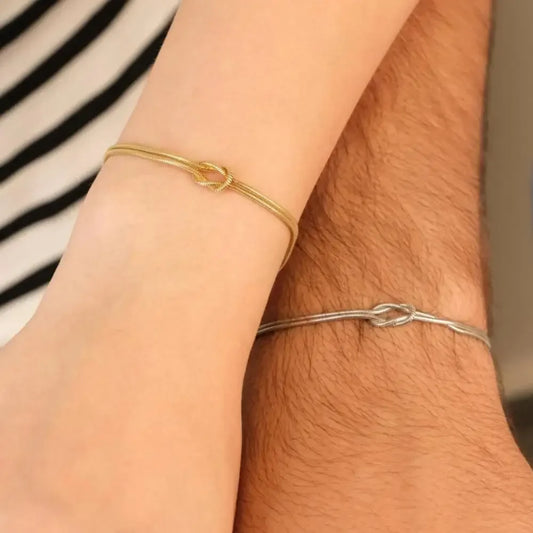 Infinity Love Knot Armband und Halskette