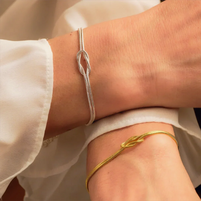 Infinity Love Knot Armband und Halskette