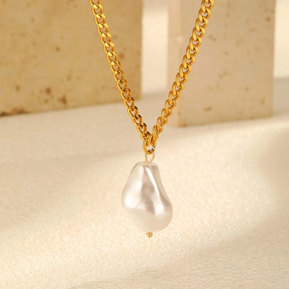Imitation Baroque Pearl Necklace
