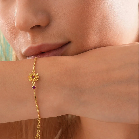 Dezember Armband mit Zirkonia-Blumenanhänger