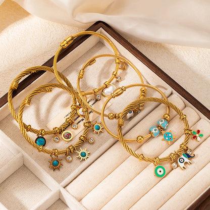 Armband mit Herzanhänger „Böses Auge“