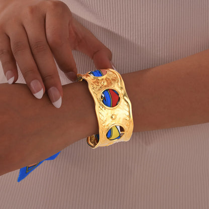 Retro Luxury Cuff Bracelet