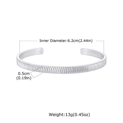 Minimalistischer 5mm C-Cuff Armreif