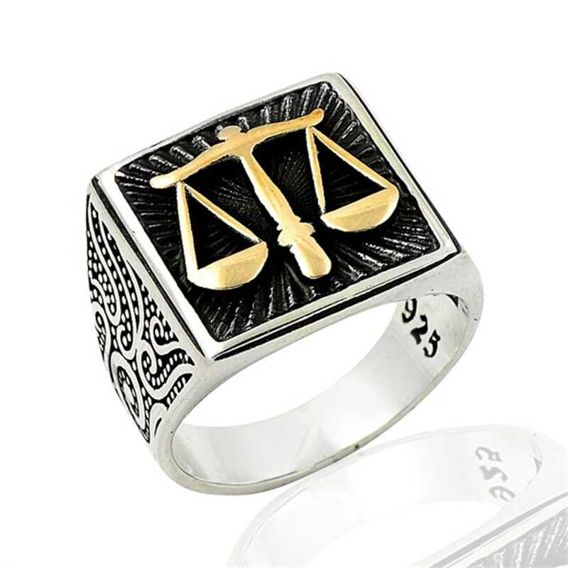 Bague en argent pour homme Balance de la Justice