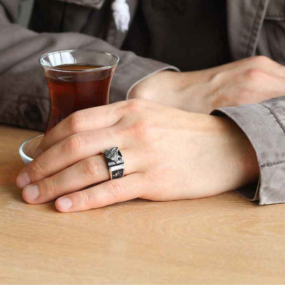 Black Stone Lion Figurine Men's Silver Ring