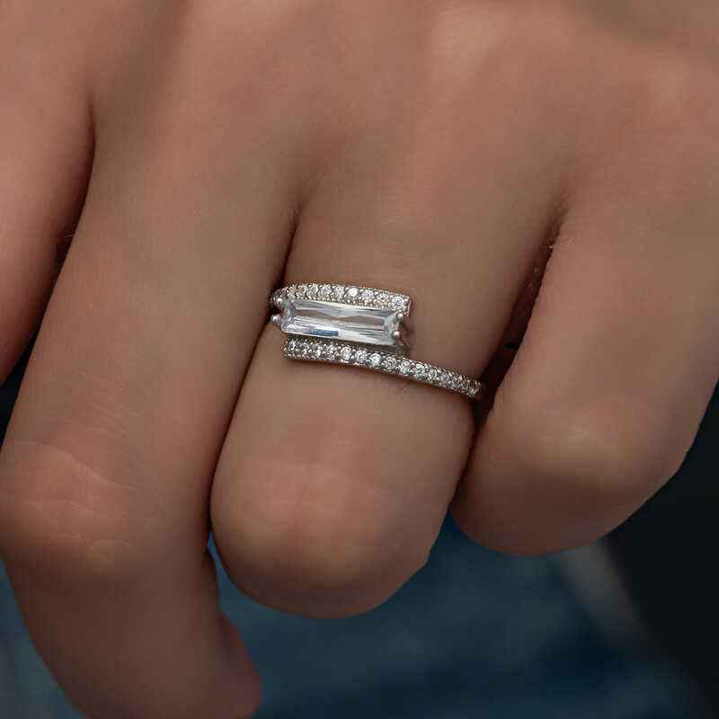 Baguette Stone Women's Silver Ring