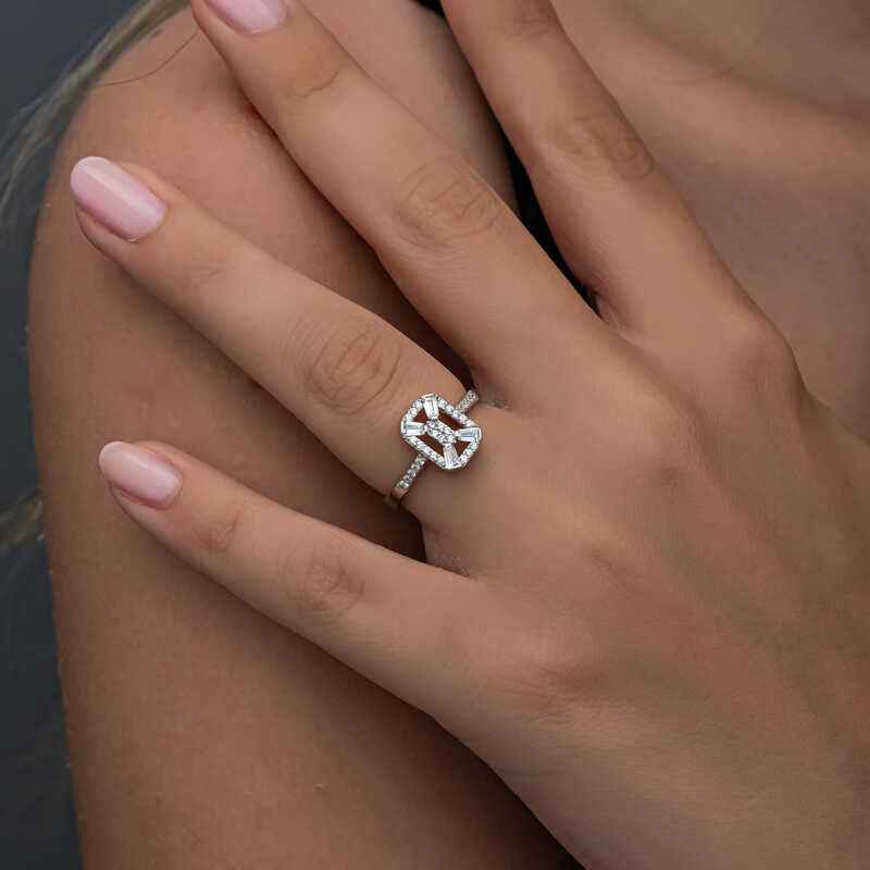 Baguette Stone Women's Silver Ring