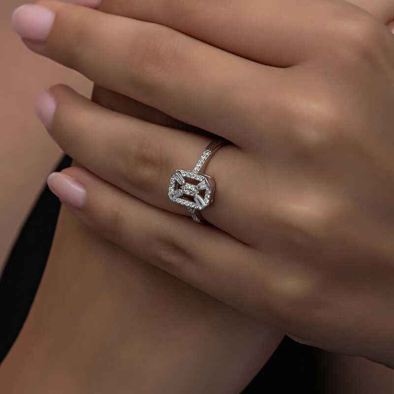 Baguette Stone Women's Silver Ring