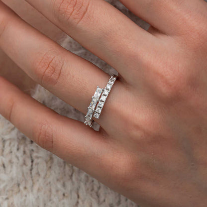 Bague demi-créole en argent pour femme avec pierre baguette