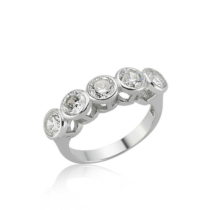 Bague en argent pour femme à 5 pierres 