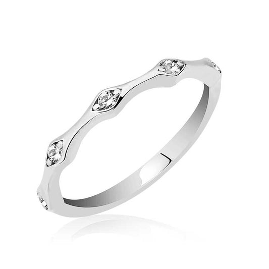 Bague en argent pour femme avec navette à cinq pierres