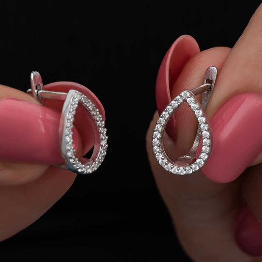 Boucle d'oreille en argent pour femme avec pierre blanche