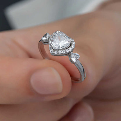 Bague en argent pour femme avec cœur en pierre blanche