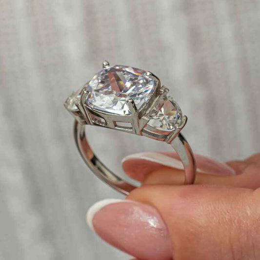 White Zircon Stone Women's Silver Ring