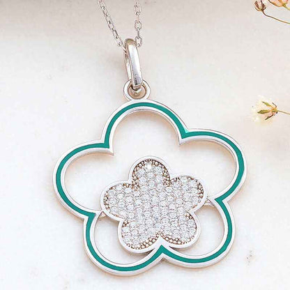 Flower Pattern Women's Silver Necklace