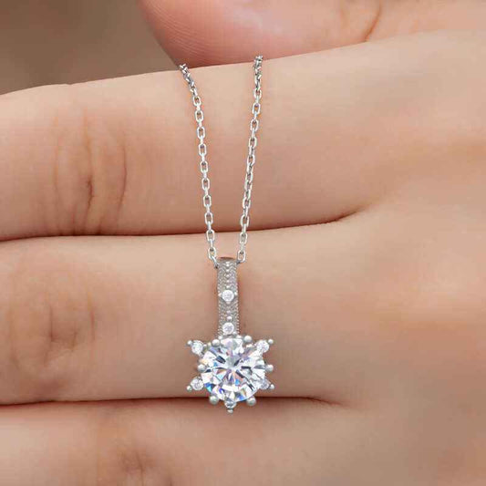 Flower Pattern Women's Silver Necklace