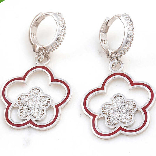 Swinging Flower Pattern Women's Silver Earring