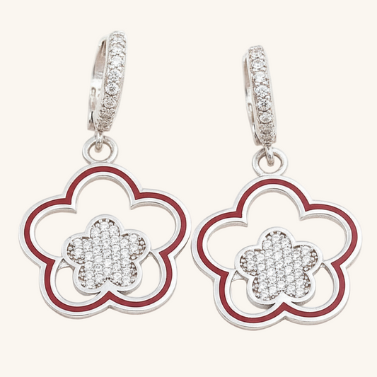 Swinging Flower Pattern Women's Silver Earring