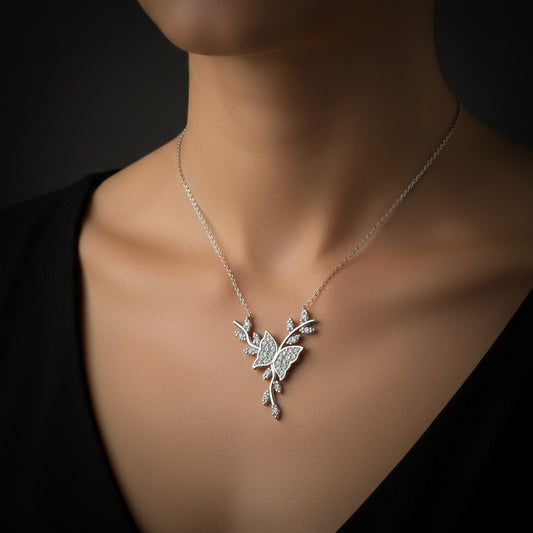 Schmetterling auf Zweig Damen Silber Halskette