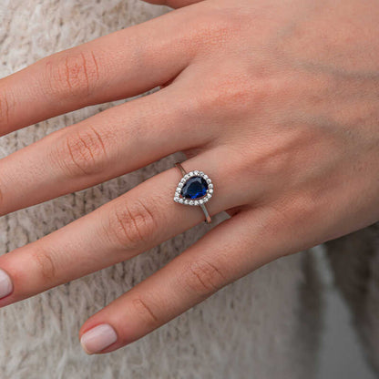 Bague en argent pour femme avec pierre saphir en forme de goutte
