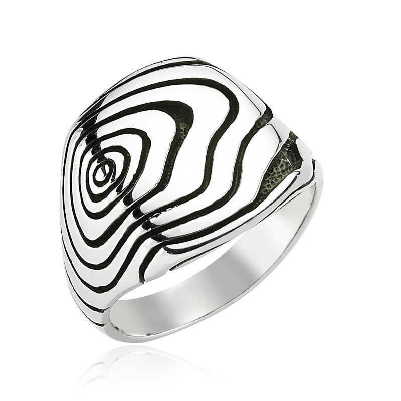 Bague en argent à motifs pour homme