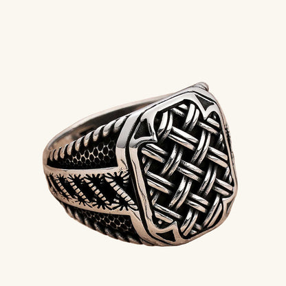 Patterned Men's Silver Ring