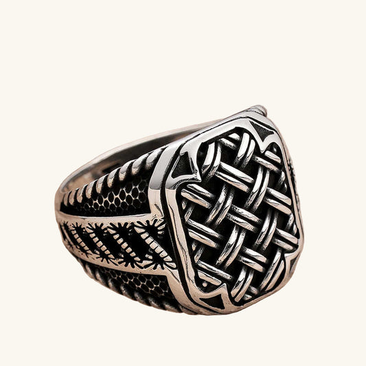 Patterned Men's Silver Ring