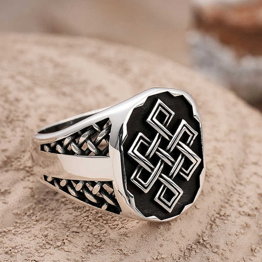 Patterned Men's Silver Ring