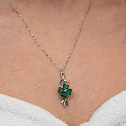 Rotating Green Clover Women's Silver Pendant