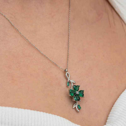 Rotating Green Clover Women's Silver Pendant