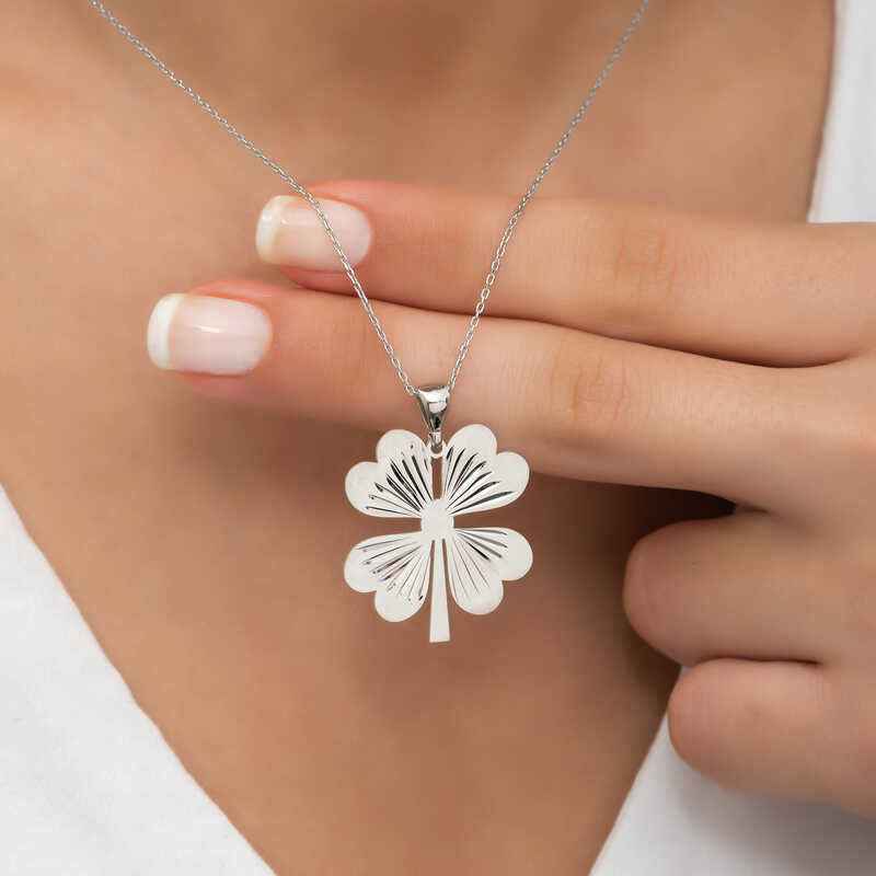 Four-Leaf Clover Women's Silver Necklace
