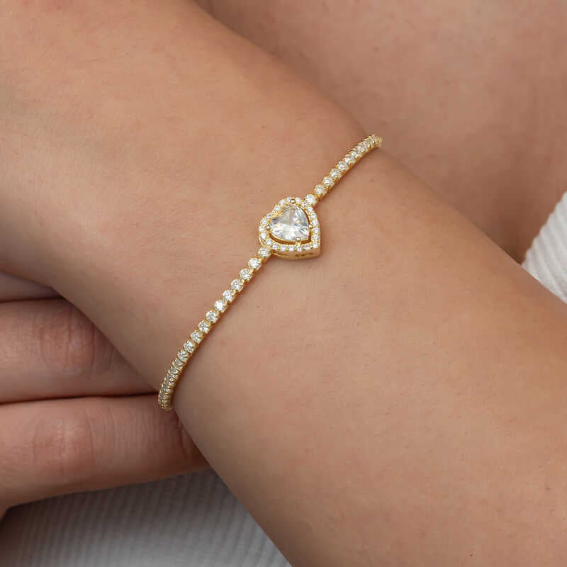 Bracelet en argent plaqué or avec cœur et voie navigable