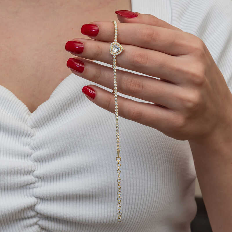 Bracelet en argent plaqué or avec cœur et voie navigable
