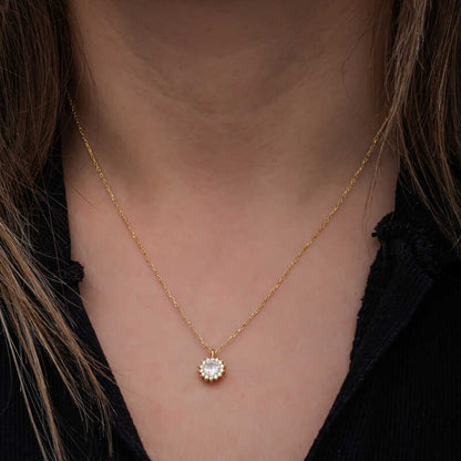 Gold Plated Minimal Round Enamel Women's Silver Necklace