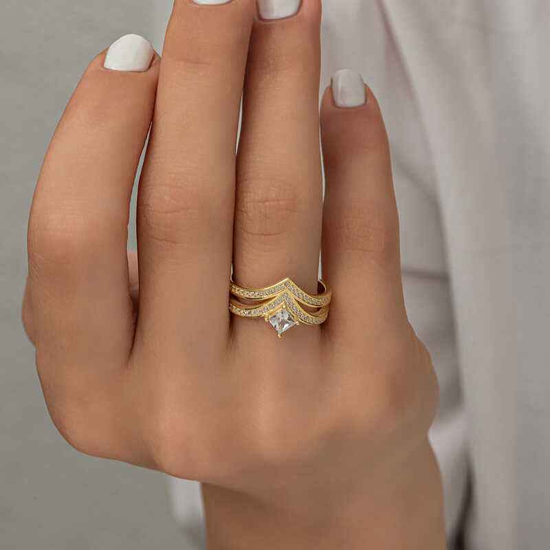 Gold Plated Single Stone Women's Silver Ring