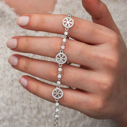 Snowflake in Circle Women's Silver Bracelet