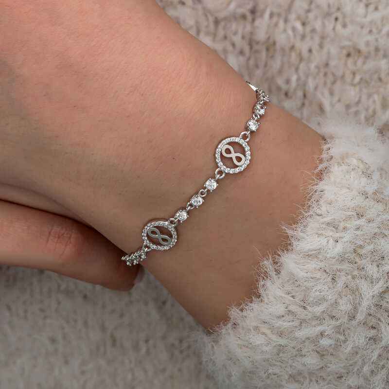 Infinity Inside Circle Women's Silver Bracelet