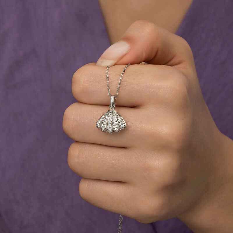Pearl Oyster Women's Silver Necklace