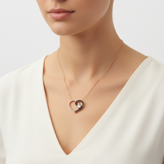Collier en argent pour femme avec pierre unique en forme de cœur