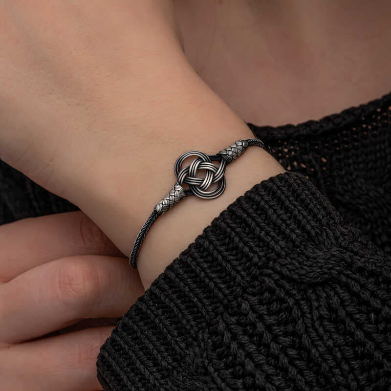 Bracelet en argent tricoté Kazaz Wire Art