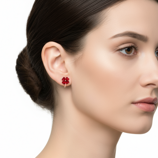 Boucles d'oreilles en argent pour femme avec trèfle à cœur rouge