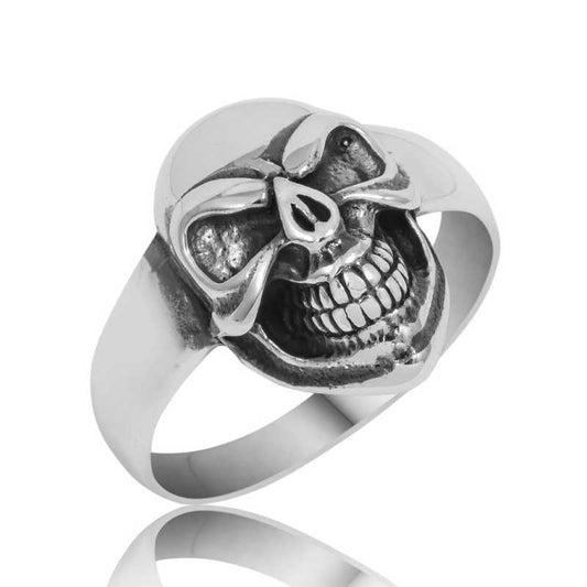 Bague en argent pour homme avec tête de mort